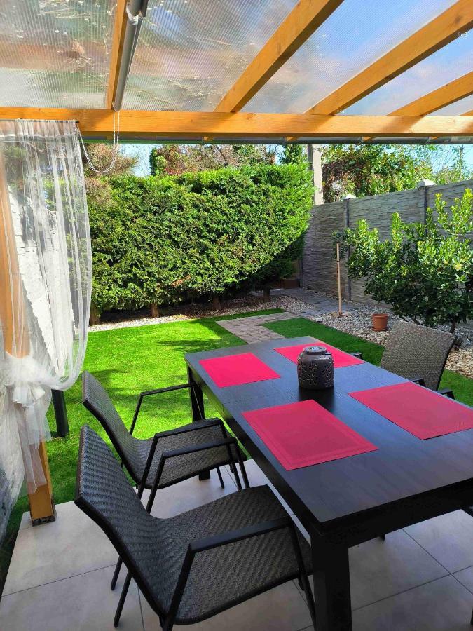 Baky House Apartment Balatonlelle Exterior photo